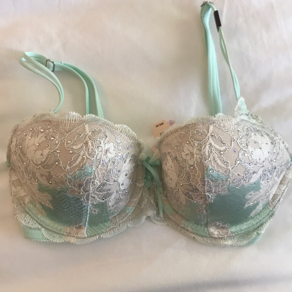 VS Bra